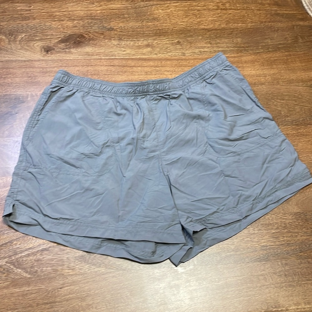 Women’s Columbia Shorts Grey XL